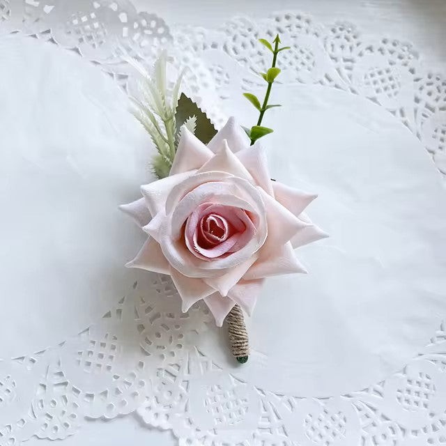 Luv Blooms Grooms/Groomsmen Boutonniere